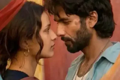 Arshad Warsi REVEALS Truth About Golmaal, Why did SRK Enter Arshad’s room? | The Pinkvilla Podcast